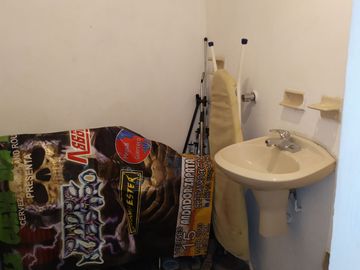 Casa sola de 4 recamaras con alberca  en Burgos Cuernavaca, Temixco, Mor.