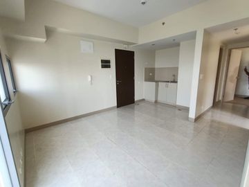 Ready for Occupancy 3 BR condo in New Manila E. Rodriguez Q.C.