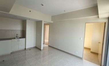 Ready for Occupancy 3 BR condo in New Manila E. Rodriguez Q.C.