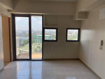 Ready for Occupancy 3 BR condo in New Manila E. Rodriguez Q.C.