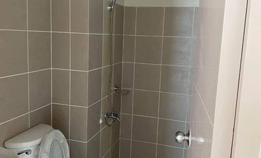 Ready for Occupancy 3 BR condo in New Manila E. Rodriguez Q.C.