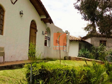 Venta- o Renta Hermoso espacio, quinta para eventos en el Valle de  los Chillos , la ubicación ideal para bodas y fiestas, así también el lugar soñado