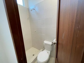 En venta casa rentera de estreno en Urb.Pajaro Azul via Data Posorja