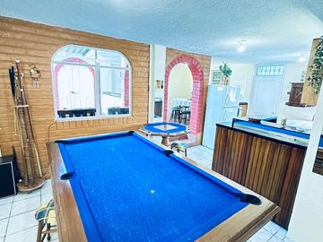 GUILLERMO MORALES vende terreno con casa Guayllabamba