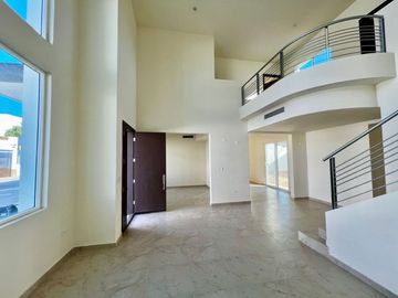 CASA EN VENTA LA CORUÑA RESIDENCIAL MODELO TREVIANA