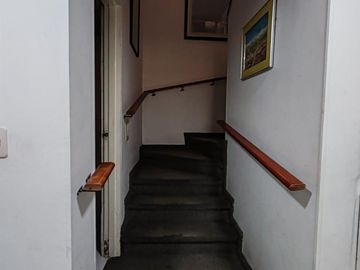 SE VENDE CASA ESQUINERA EN EL BARRIO MODELIA, BOGOTÁ D.C.