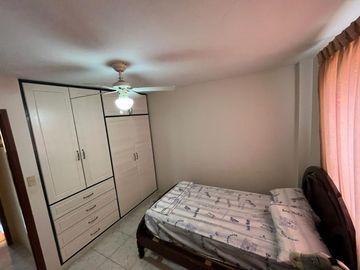 casa de venta en manta en urbanizada zona sur