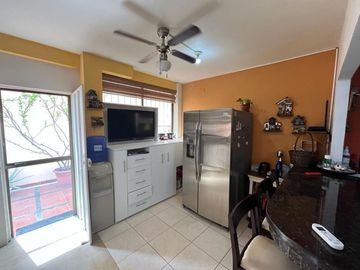 casa de venta en manta en urbanizada zona sur