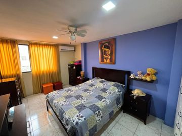 casa de venta en manta en urbanizada zona sur