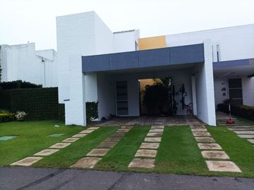 HACIENDA EL CASTILLO, VENDOHERMOSA CASA
