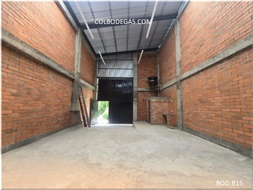 BUSCAS BODEGA DE 245 METROS2, ¡Oportunidad única! Renta ahora nuestra espaciosa en una ubicación privilegiada con altura de 8 metros.