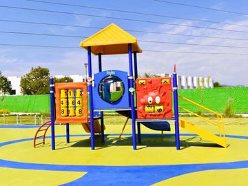 CASA EN VENTA A 10 MIN DEL TEC MONTERREY CAMPUS CUERNAVACA CON ALBERCA Y PALAPA