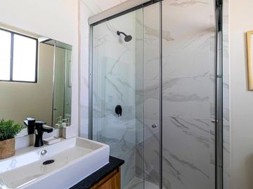 CASA EN VENTA A 10 MIN DEL TEC MONTERREY CAMPUS CUERNAVACA CON ALBERCA Y PALAPA