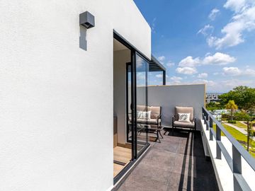 CASA EN VENTA A 10 MIN DEL TEC MONTERREY CAMPUS CUERNAVACA CON ALBERCA Y PALAPA