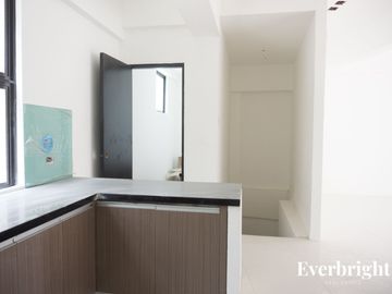 Benitez Courtyard Townhomes | Four Bedroom 4BR Townhouse For Sale - #1035