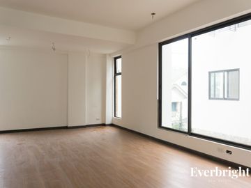Benitez Courtyard Townhomes | Four Bedroom 4BR Townhouse For Sale - #1035