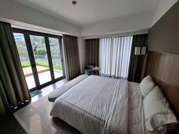FOR SALE LUXURY APARTMENT Verde 2nd Floor, 3 Bedroom 310 sqm