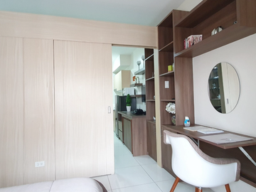 1BR Pre-Selling & Move-In Ready Condo Units Available at University Tower, Manila!