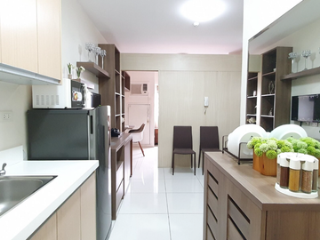 1BR Pre-Selling & Move-In Ready Condo Units Available at University Tower, Manila!