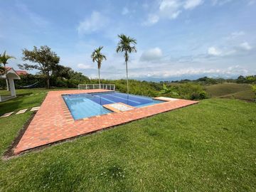 VENTA DE CASA CAMPESTRE CERRITOS RISARALDA