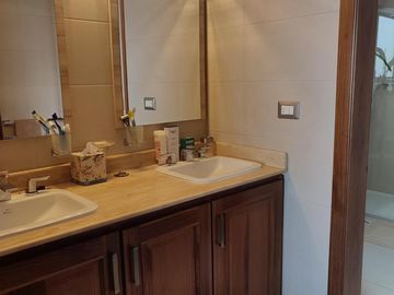 Venta Departamento González Suárez 330 m. 3 Dorm. $450.000