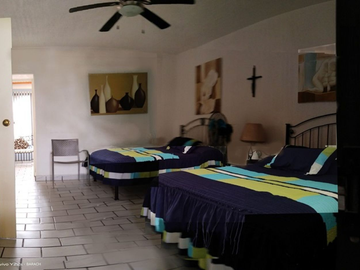 RENTA: CASA EN CONDOMINIO HORIZONTAL