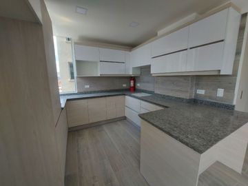 Venta de Departamento en sector La Carolina.