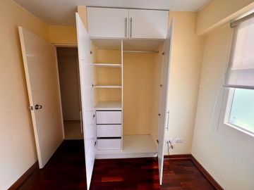 Venta de Departamento Flat de 2 Dormitorios Durero – San Borja