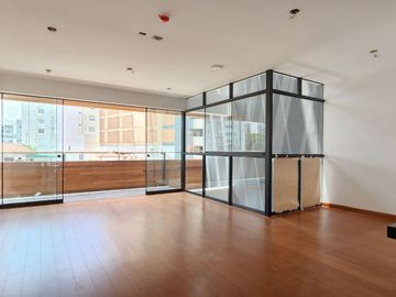 DEPARTAMENTO EN VENTA CON VISTA LATERAL A MAR EN MIRAFLORES