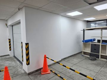 DEPARTAMENTO EN VENTA CON VISTA LATERAL A MAR EN MIRAFLORES