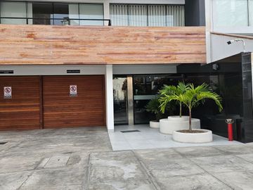 DEPARTAMENTO EN VENTA CON VISTA LATERAL A MAR EN MIRAFLORES