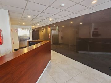 DEPARTAMENTO EN VENTA CON VISTA LATERAL A MAR EN MIRAFLORES