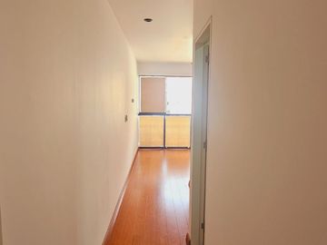 DEPARTAMENTO EN VENTA CON VISTA LATERAL A MAR EN MIRAFLORES