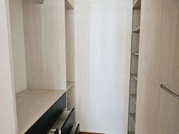 DEPARTAMENTO EN VENTA CON VISTA LATERAL A MAR EN MIRAFLORES