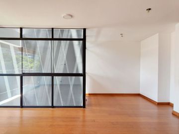 DEPARTAMENTO EN VENTA CON VISTA LATERAL A MAR EN MIRAFLORES