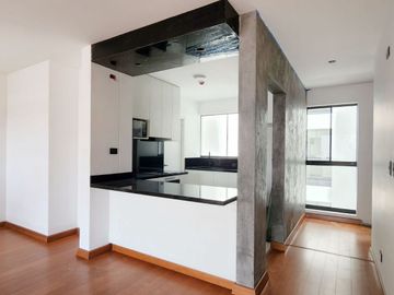 Departamento Flat en Venta con Vista Lateral Al Mar en Miraflores