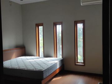 House for sale in residential complex at jl palagan km 10 sariharjo ngaglik sleman yogyakarta