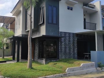 House for sale in residential complex at jl palagan km 10 sariharjo ngaglik sleman yogyakarta
