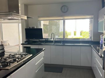 Casa de una planta con 3 recámaras en Juriquilla