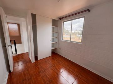 En Venta: Acogedora Casa de Dos Plantas en Peñuelas, Pje Di Giovo, Coquimbo