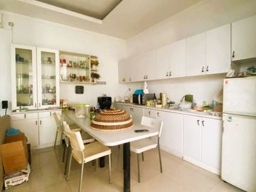 Dijual Rumah Siap Huni di Kebayoran Symphony dekat Club House