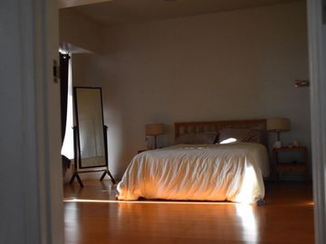 FIRE SALE! BEAUFORT BGC 3 BEDROOM UNIT! GOOD DEAL!