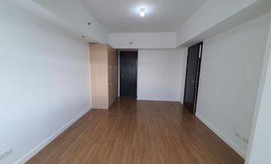 2-Bedroom Unit with Parking, The Veranda, Arca South, Taguig FOR SALE