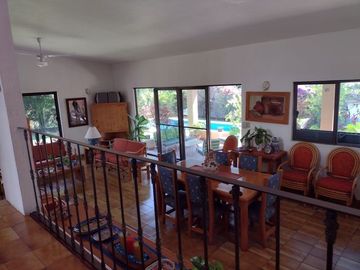 AMPLIA CASA EN VENTA Y RENTA, CLUB DE GOLF STA. FE