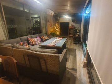 Excelente Casa En Condominio Conjunto Parque Cousiño. 5d/3b