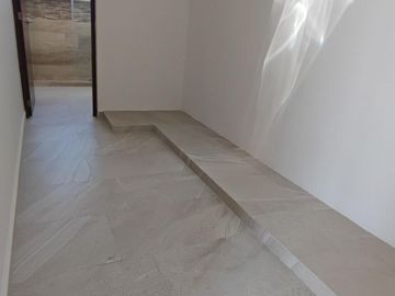 VENTA CASA NUEVA EN FRAC. TAMORA DE 3 RECAMARAS MAS CUARTO DE SERVICIO