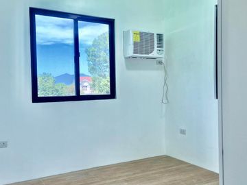 BRAND NEW HOUSE WITH 4 BEDROOM FOR RENT!