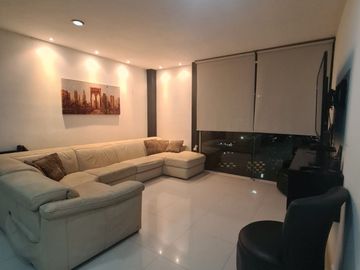 PENTHOUSE EN VENTA EN TORRE DE BALCONES DE SATELITE EN ZONA SUR EN MONTERREY.