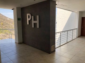 PENTHOUSE EN VENTA EN TORRE DE BALCONES DE SATELITE EN ZONA SUR EN MONTERREY.