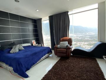DEPARTAMENTO TIPO PENTHOUSE EN VENTA EN TORRE DE BALCONES DE SATELITE EN ZONA SUR EN MONTERREY.